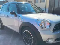Usata Mini Cooper D Countryman Business 111 CV (81 kW) 2015 Grigio SUV