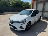 Usata Renault Clio V Intens 66 CV (48 kW) 2022 Bianco Berlina