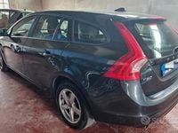Usata Volvo V60 Kinetic 115 CV (84 kW) 2015 Grigio Station wagon