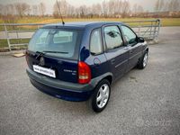 usata Opel Corsa 1.0 12v 5 porte - neopatentati