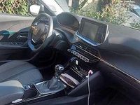 Usata Peugeot 2008 Allure 102 CV (75 kW) 2021 Argento SUV