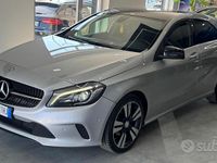 Usata Mercedes A180 115 CV (84 kW) 2018 Grigio Berlina