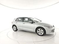Usata VW Golf VIII Life 116 CV (85 kW) 2025 Argento Utilitaria