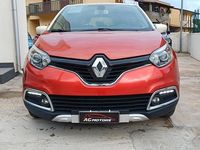 Usata Renault Captur 90 CV (66 kW) 2015 Rosso SUV