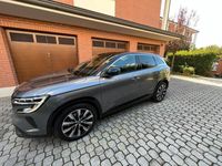 Usata Renault Austral Techno 200 CV (147 kW) 2023 Grigio SUV