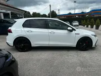 Begagnad VW Golf VIII GTI 245 HK (180 kW) 2021 Vit Sedan