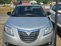 Usata Lancia Ypsilon Silver 69 CV (50 kW) 2013 Argento Utilitaria