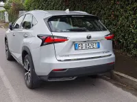 Usata Lexus NX300h Executive Line 155 CV (114 kW) 2016 Argento SUV