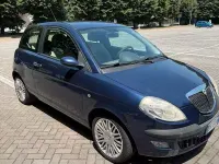 Usata Lancia Ypsilon 60 CV (44 kW) 2006 Bluazzurro Utilitaria