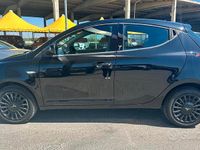 Usata Lancia Ypsilon Silver 69 CV (50 kW) 2014 Nero Utilitaria