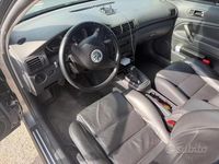 Begagnad VW Passat 130 HK (95 kW) 2005 Brun Sedan