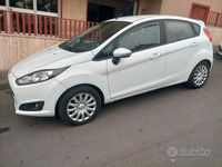Usata Ford Fiesta Business Edition 75 CV (55 kW) 2016 Bianco Berlina