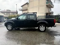 Usata Nissan Navara 171 CV (125 kW) 2006 Grigio Pick-up