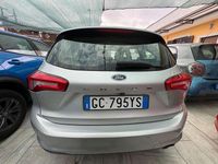 Usata Ford Focus Active 120 CV (88 kW) 2020 Pnzjbo grigio polvere di luna