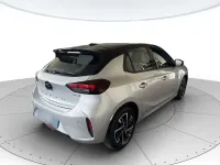 Usata Opel Corsa 101 CV (74 kW) 2025 Argento Utilitaria