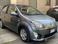 Usado Renault Twingo 76 CV (55 kW) 2009 Gris Utilitario