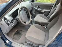 Usata Hyundai Accent 84 CV (61 kW) 2004 Blu Berlina