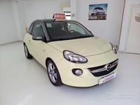 Usata Opel Adam 70 CV (51 kW) 2015 Verde Utilitaria