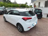 Usata Hyundai i20 Style 90 CV (66 kW) 2015 Bianco Berlina