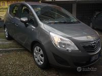 Usata Opel Meriva Cosmo 100 CV (73 kW) 2012 Grigio Monovolume