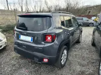 Usata Jeep Renegade Limited 131 CV (96 kW) 2022 Graphite gray SUV