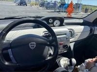 Usata Lancia Ypsilon 95 CV (69 kW) 2012 Bianco Utilitaria