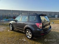 Usata Subaru Forester 146 CV (107 kW) 2009 Nero SUV
