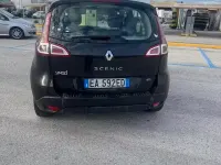 Usata Renault Scénic Dynamique 110 CV (80 kW) 2010 Nero Monovolume