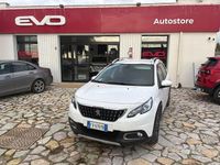 Usata Peugeot 2008 Allure 83 CV (61 kW) 2019 Bianco SUV