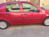 Usata Fiat Punto 60 CV (44 kW) 2002 Utilitaria