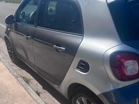 Usata Smart ForFour 61 CV (44 kW) 2015 Grigio Utilitaria