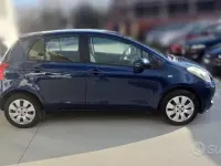 Usata Toyota Yaris Sol 69 CV (50 kW) 2008 Blu Utilitaria