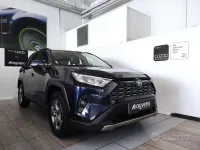 Usata Toyota RAV4 Hybrid Business Edition 178 CV (130 kW) 2022 Blu/azzurro SUV