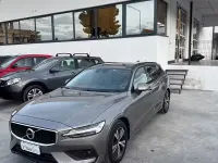 Usata Volvo V60 R-Design 150 CV (110 kW) 2019 Grigio Station wagon