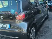 Usata Toyota Aygo Connect Style 68 CV (50 kW) 2010 Grigio Utilitaria