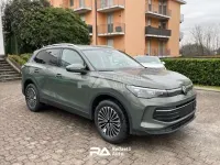 Nuova VW Tiguan Edition 204 CV (150 kW) 2026 Verde SUV