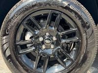 Usata Land Rover Defender SE Dynamic 200 CV (147 kW) 2021 Nero SUV