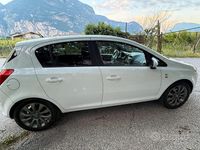 Usata Opel Corsa 86 CV (63 kW) 2010 Bianco Berlina