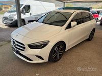 Usata Mercedes B200 150 CV (110 kW) 2022 Bianco Monovolume