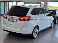 Usata Ford C-MAX Titanium 116 CV (85 kW) 2011 Bianco Monovolume