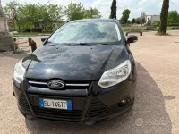 Usata Ford Focus 116 CV (85 kW) 2012 Nero Station wagon