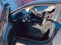 Begagnad Peugeot 208 Allure 110 HK (80 kW) 2017 Halvkombi