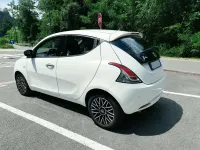 Usata Lancia Ypsilon Gold 69 CV (50 kW) 2017 Bianco Utilitaria