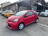 Usata Toyota Aygo 68 CV (50 kW) 2012 Rosso Utilitaria