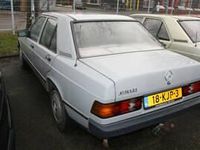 Usata Mercedes 190 72 CV (52 kW) 1986 Grigio Berlina