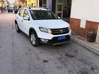 Usata Dacia Sandero 90 CV (66 kW) 2015 Bianco Berlina