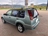 Usata Nissan X-Trail 114 CV (83 kW) 2003 Verde SUV