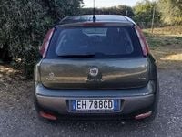 Usata Fiat Grande Punto Dynamic 77 CV (56 kW) 2009 Utilitaria