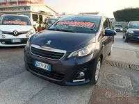 Usata Peugeot 108 Active 69 CV (50 kW) 2015 Nero Berlina
