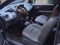 Usado Renault Twingo 75 CV (55 kW) 2010 Negro Utilitario